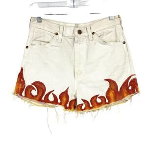 VTG Wrangler High Rise Cut Off Shorts Womens 28" Cream Hand Painted Flame